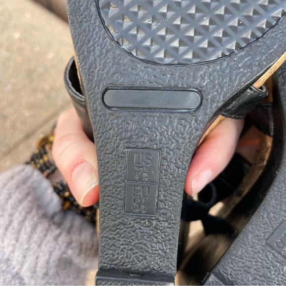 AEROSOLES Women’s Summer Plush Black Brown Strappy Wedge Sandal Size 7.5 - Picture 9 of 9